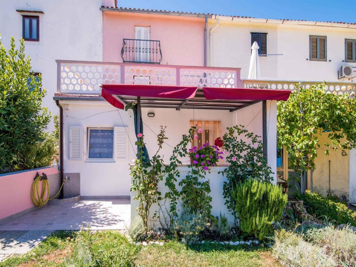 Apartment In Vrbnik/Insel Krk 13614 Eksteriør billede